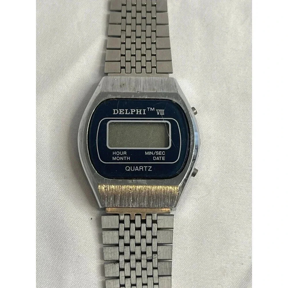 Vintage VTG DELPHI VIII DIGITAL QUARTZ Wrist Watch Not Tested Needs Battery